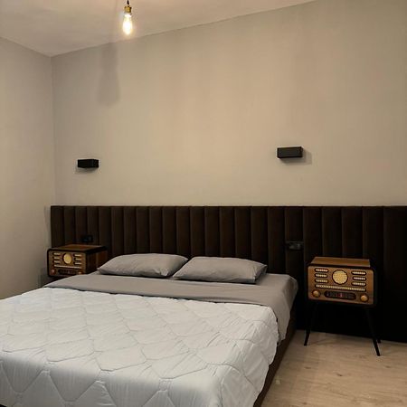 Nikki Apartments 3 Tirana Bagian luar foto