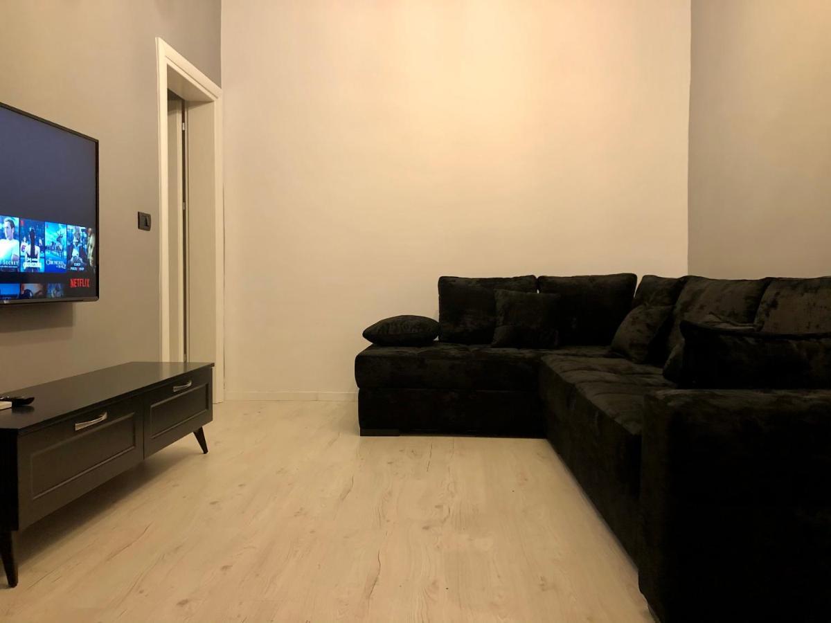 Nikki Apartments 3 Tirana Bagian luar foto